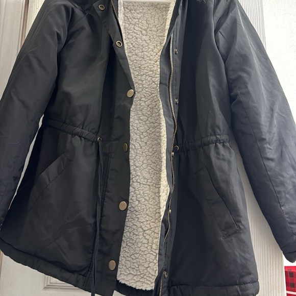 Small lined jacket with hood. Drawstring waist. Copper key brand - Picture 2 of 5